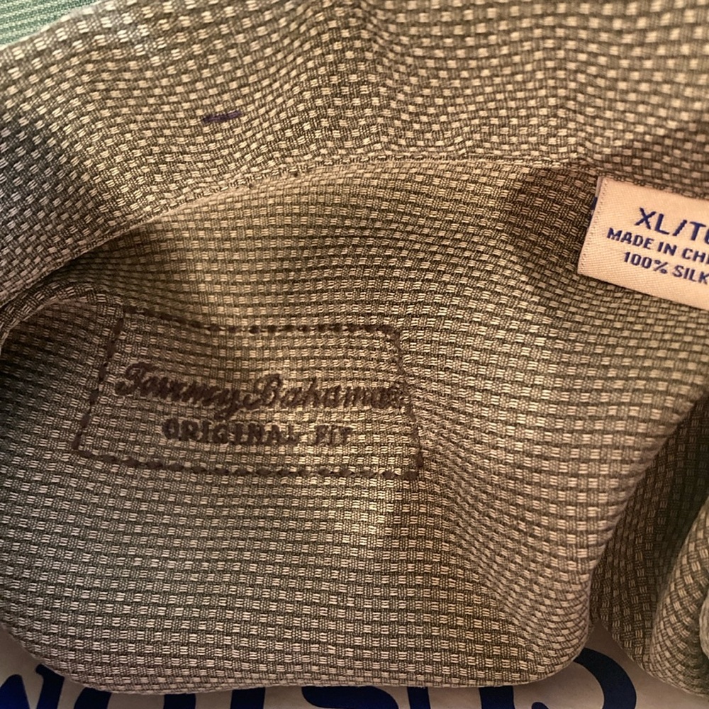 Tommy Bahama short sleeve resort shirt